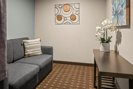 Guestroom Seating Area